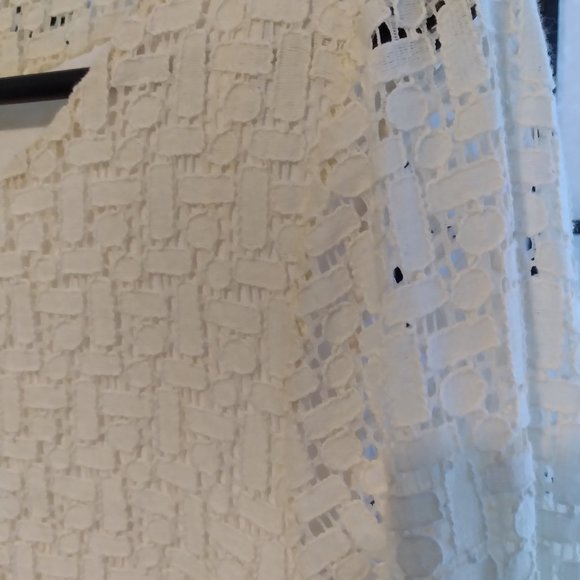 Banana Republic Cream Eyelet Lace 3/4" Sleeve Dress - Picture 5 of 7